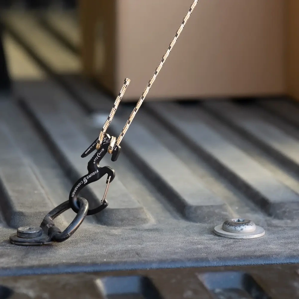 Nite Ize Figure9 Carabiner S černá