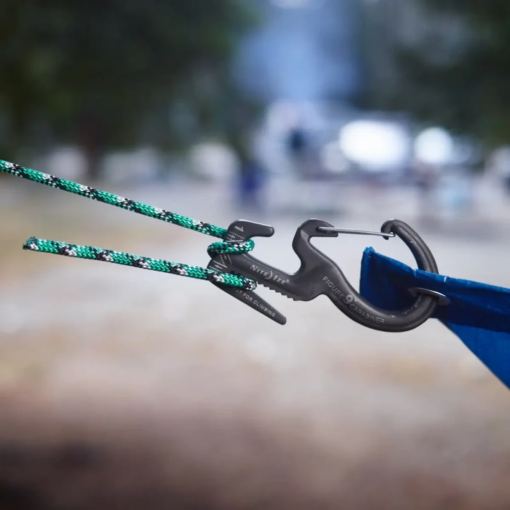 Nite Ize Figure9 Carabiner S černá